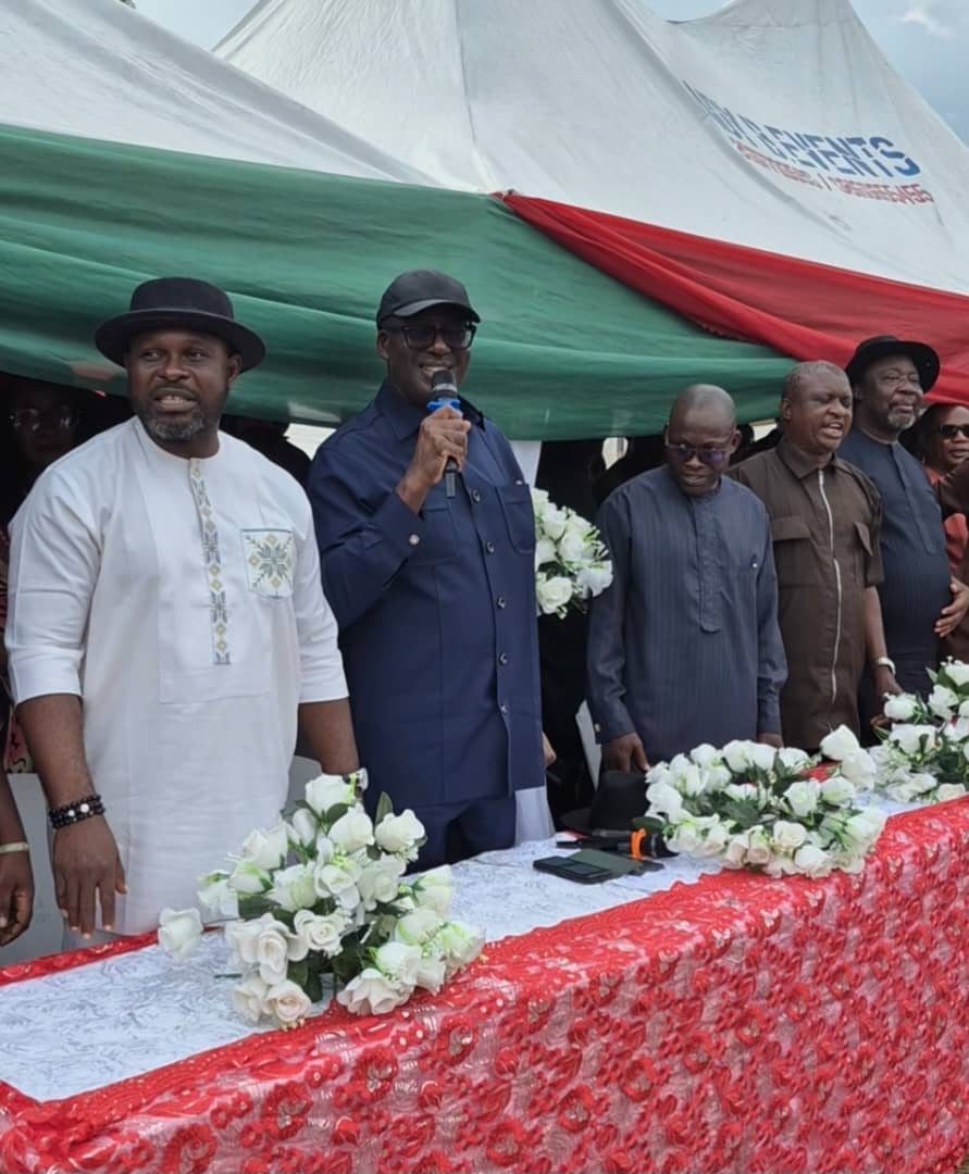 EX-DEPUTY SPEAKER NWUCHE MOBILISES SUPPORT FOR TINUBU, WIKE IN RIVERS