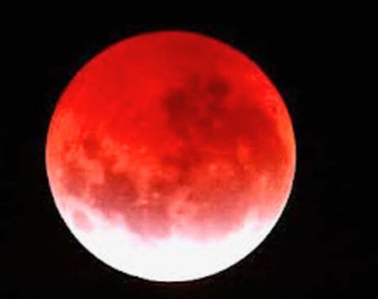 NIGERIA, AFRICAN COUNTRIES TO WITNESS 83-MINUTE BLOOD MOON TONIGHT